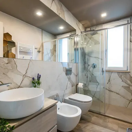 La Casa Nuova - * بيترا ليغوري